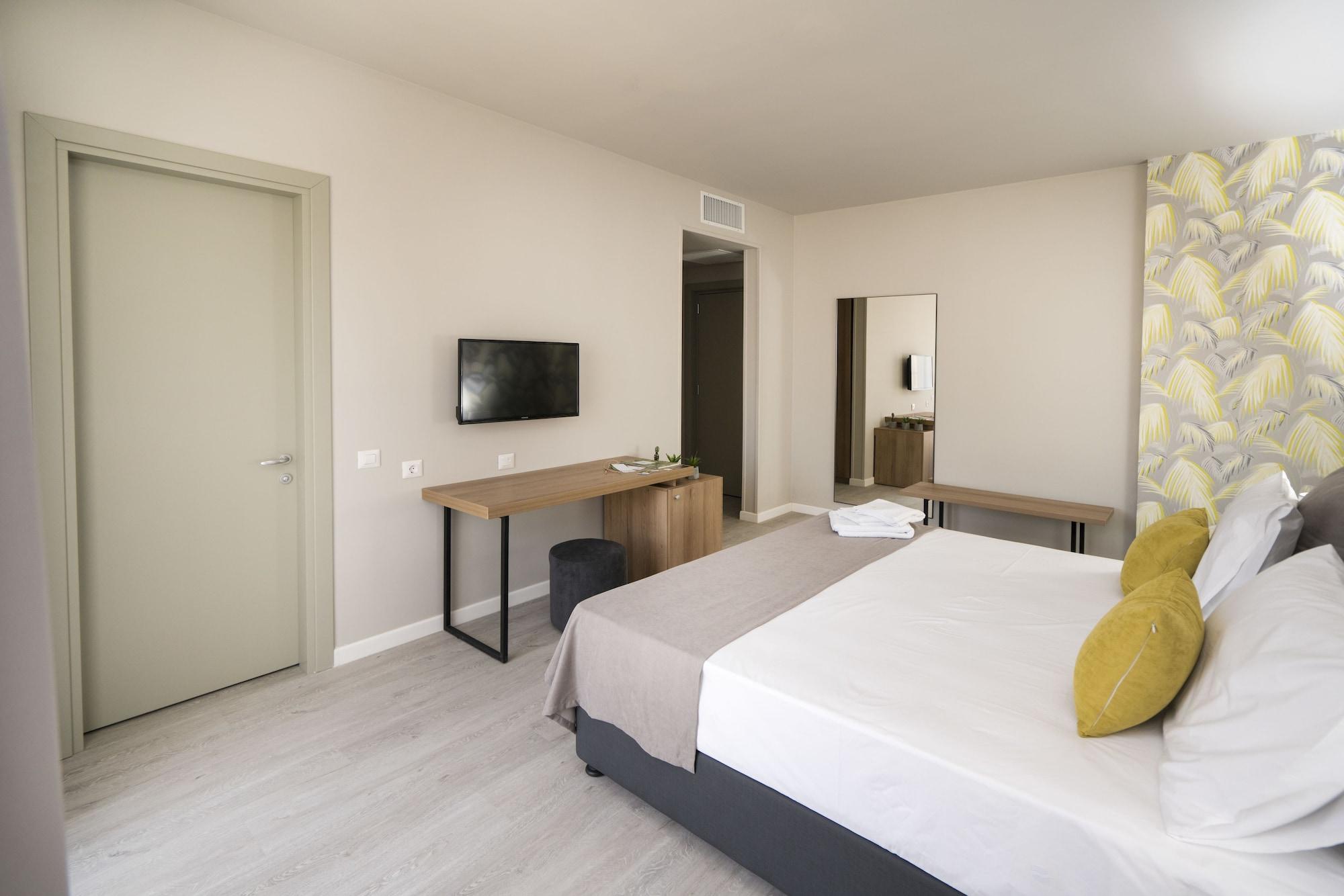 Hotel Nayino 4*